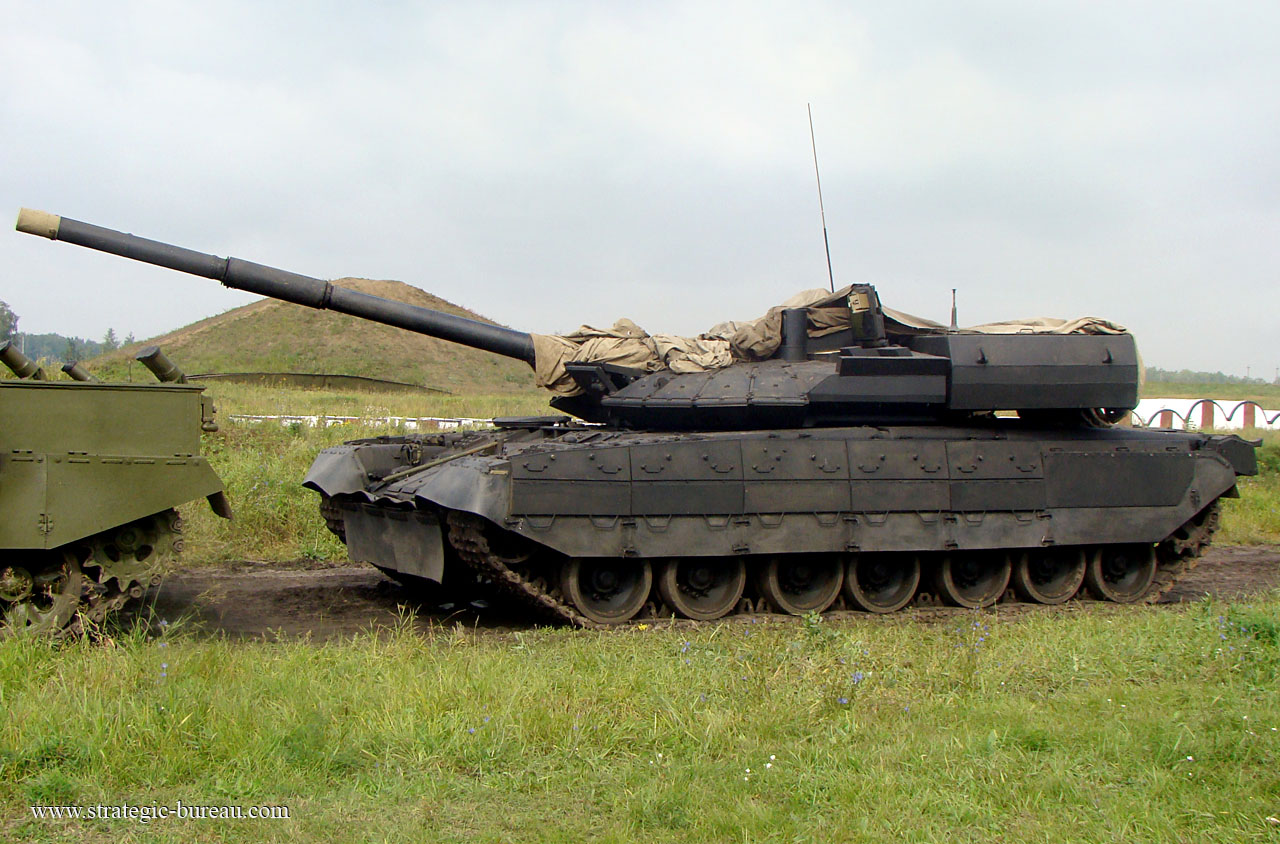 New Sovietskiy T-12UM1 Black Eagle Main Battle Tank