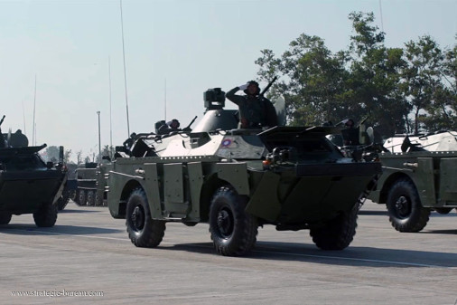 BRDM-2M_reco_4x4_Russie_006_Laos