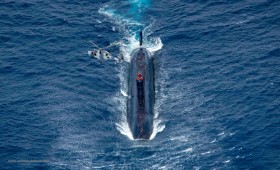 HMS Trenchant (S91) classe Trafalgar, Wildcat HMA2. Photo : MoD UK