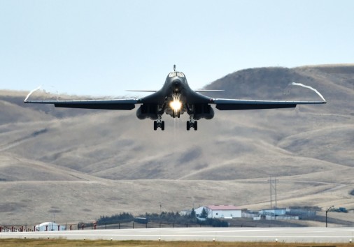 B-1B Lancer. Photo : Airman Alec Carlberg/USAF