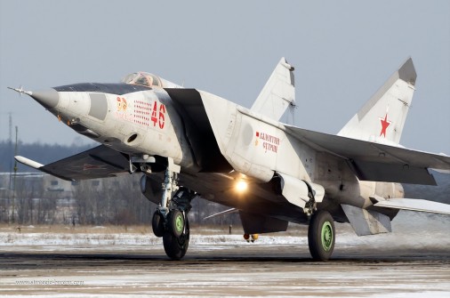 MiG-25_chasseur_Russie_001